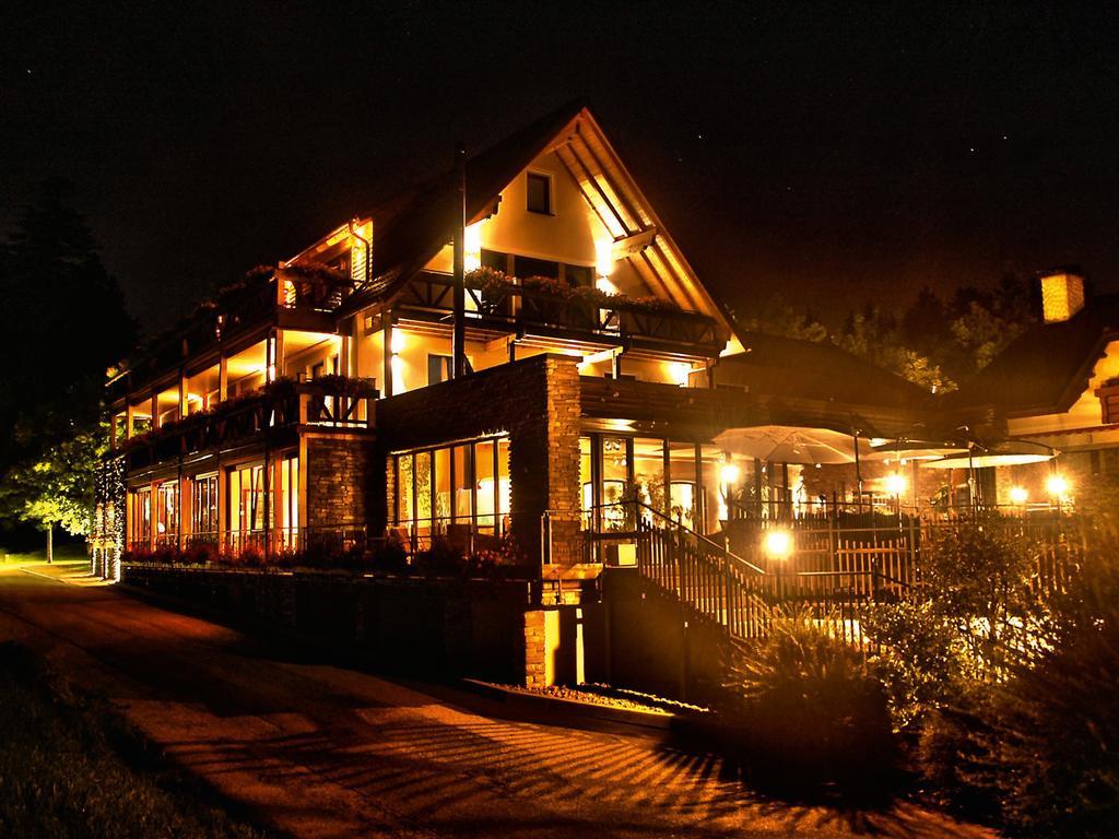 Hotel Gruener Wald Freudenstadt Esterno foto